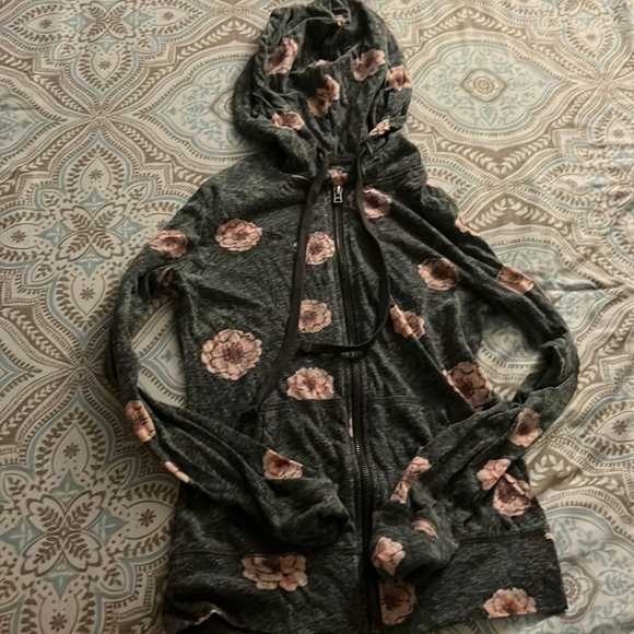 Aeropostale Tops - aero grey floral zip up hooded sweatshirt